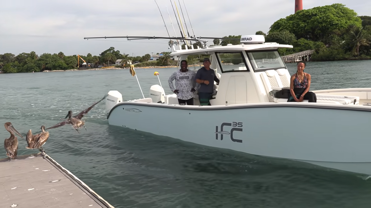 Deer Meat For Dinner and Warren Sapp Go Spearfishing on an Insetta 35IFC Image 1